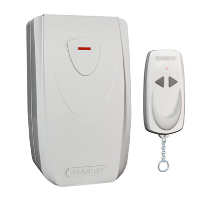 STANLEY 31161 Cammand1 Wireless Indoor Outlet with Remote, White