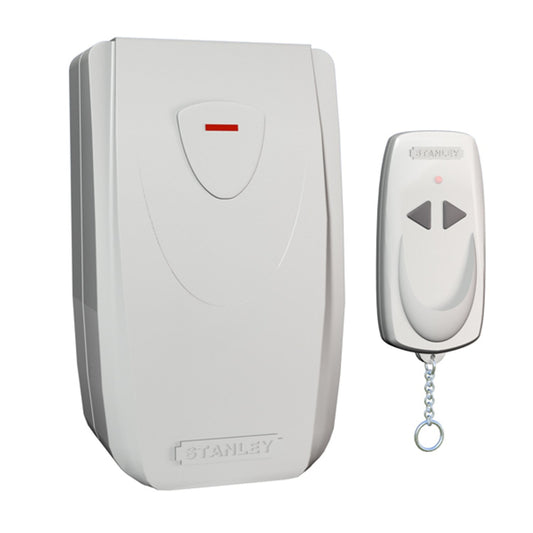 STANLEY 31161 Cammand1 Wireless Indoor Outlet with Remote, White