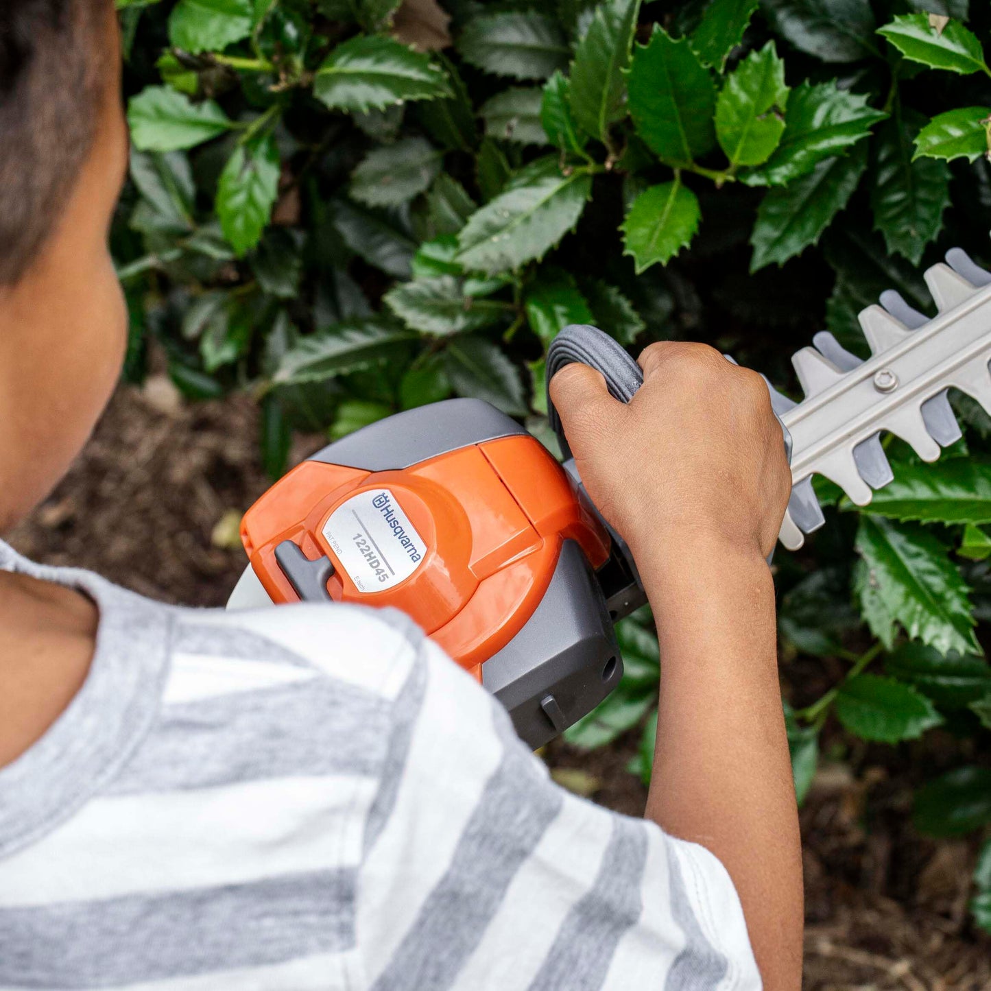 Husqvarna 585729105 122HD45 Toy Hedge Trimmer, Grey/Orange